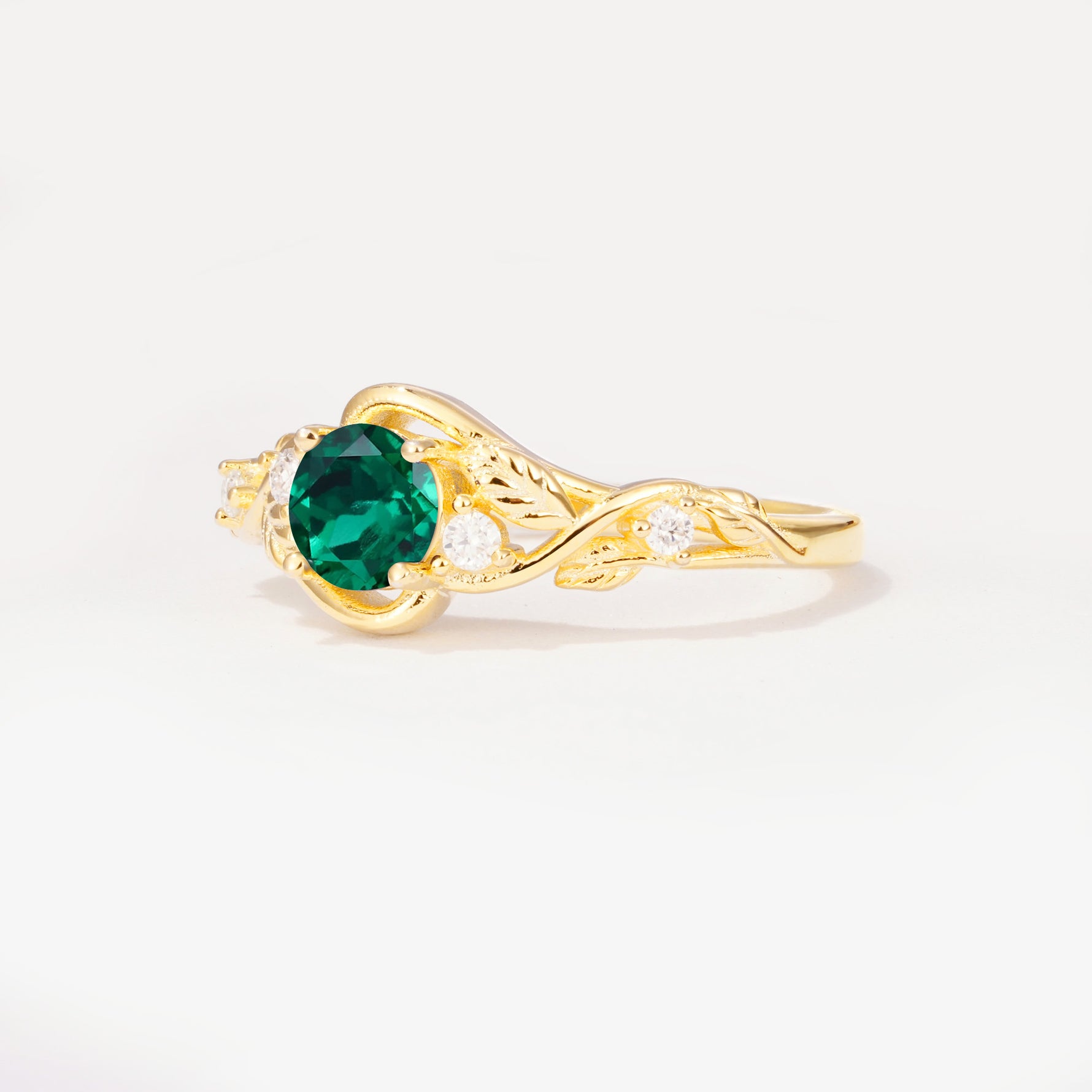 SR17596 Emerald Ring - White-Gold