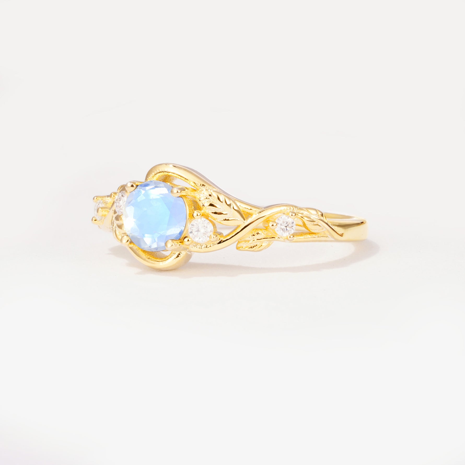 SR17596 Moonstone Ring - White-Gold