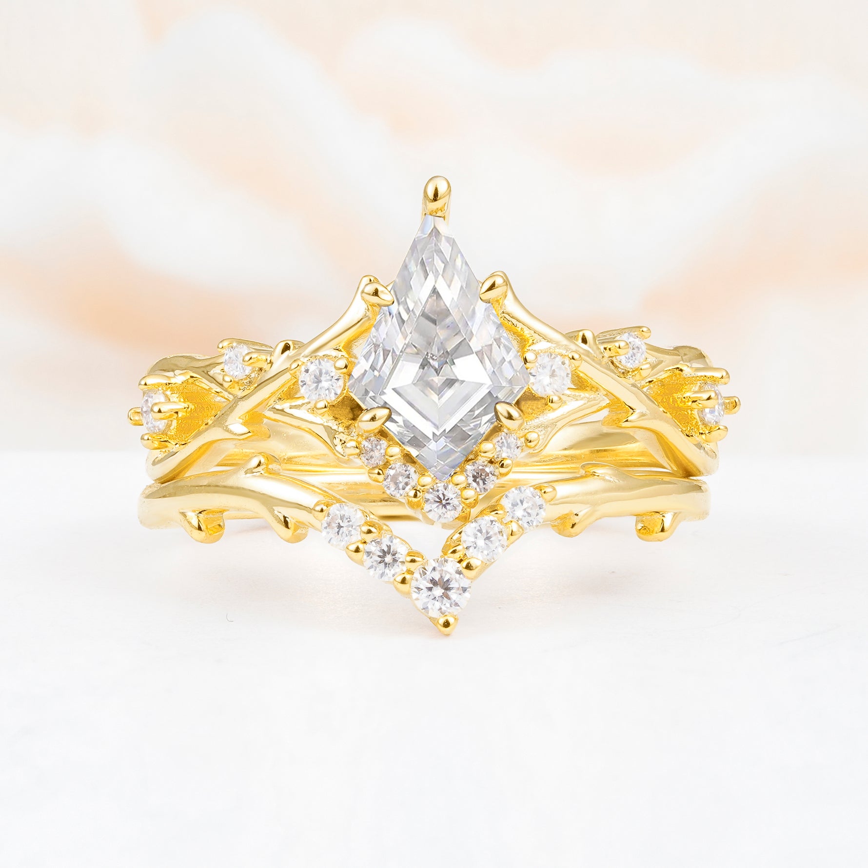 SR17607 Moissanite Ring - Yellow-Gold
