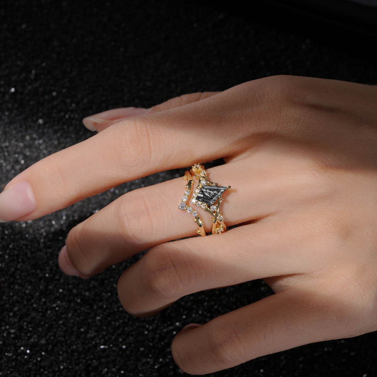 SR17607 Black Rutilated Quartz Ring - Rose-Gold
