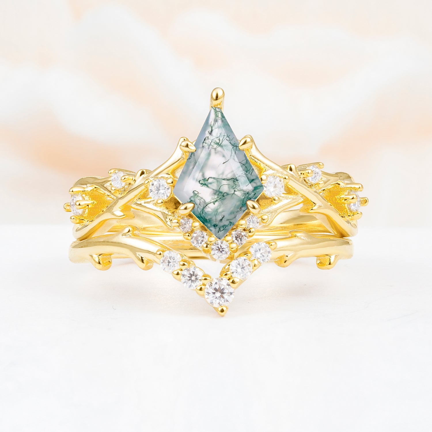 SR17607 Moss Agate Ring - Yellow-Gold