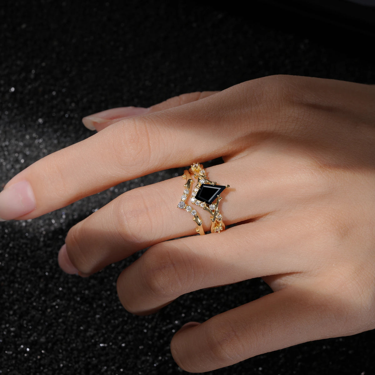 Natural Inspired Kite-Cut Black Onyx Bridal Ring Set