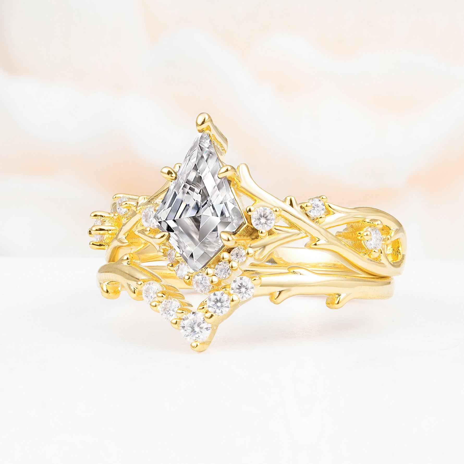 SR17607 Lab Diamond Ring - White-Gold