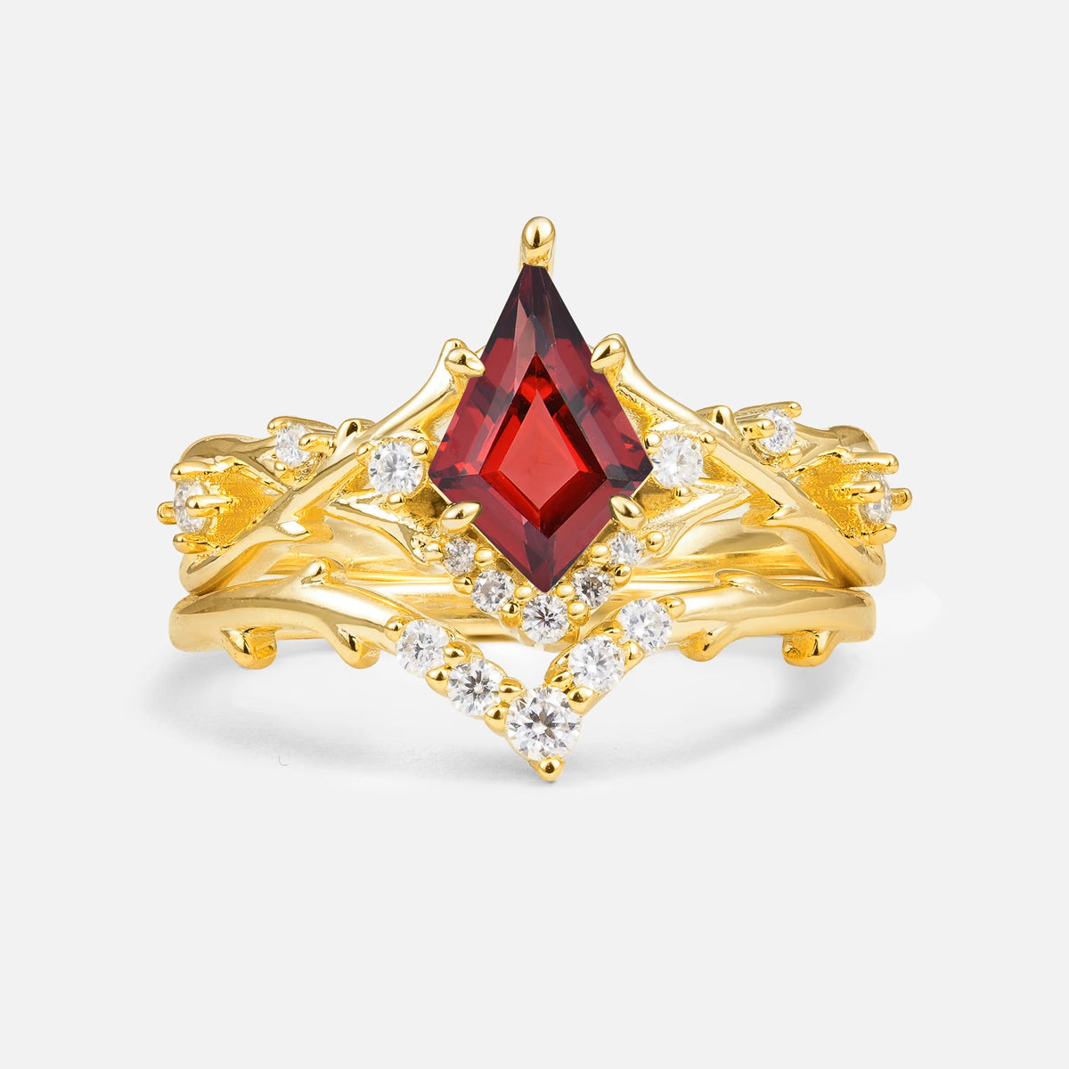 Natural Inspired Kite-Cut Garnet Bridal Ring Set