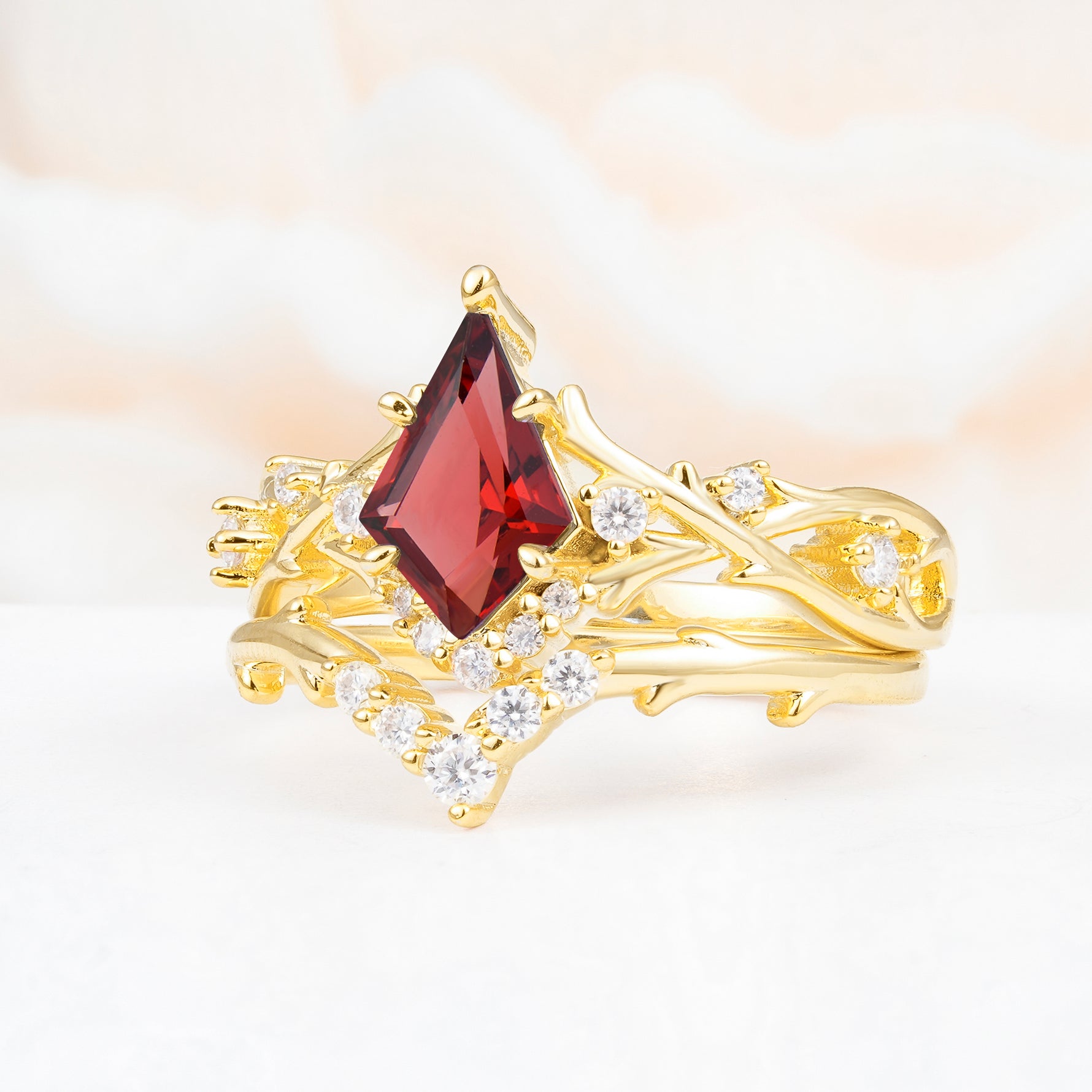 SR17607 Garnet Ring - White-Gold