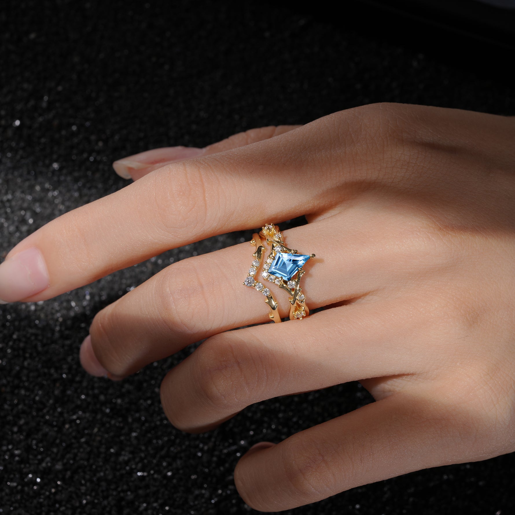 SR17607 Aquamarine Ring - Rose-Gold