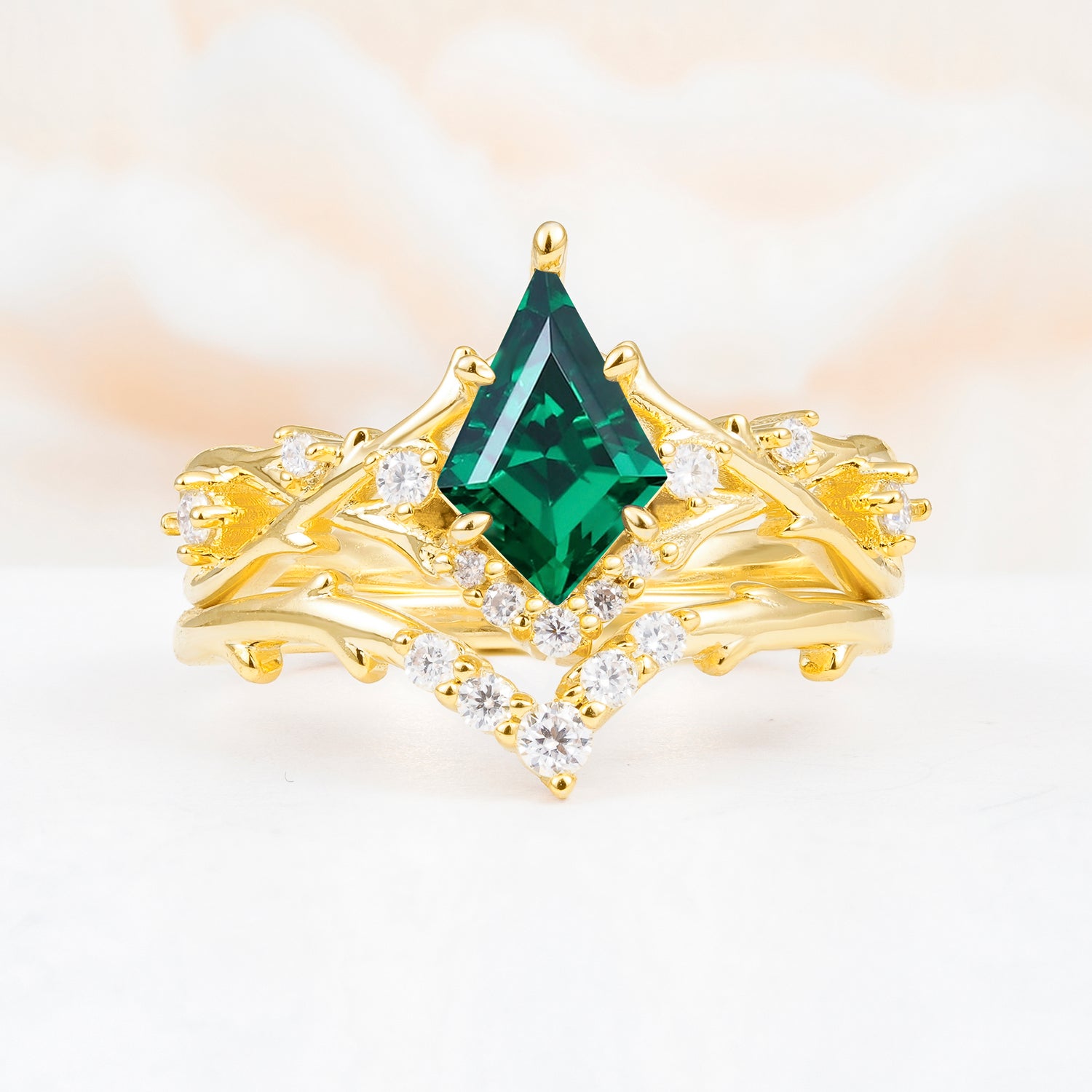 SR17607 Emerald Ring - Yellow-Gold