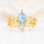 SR17607 Moonstone Ring - Yellow-Gold