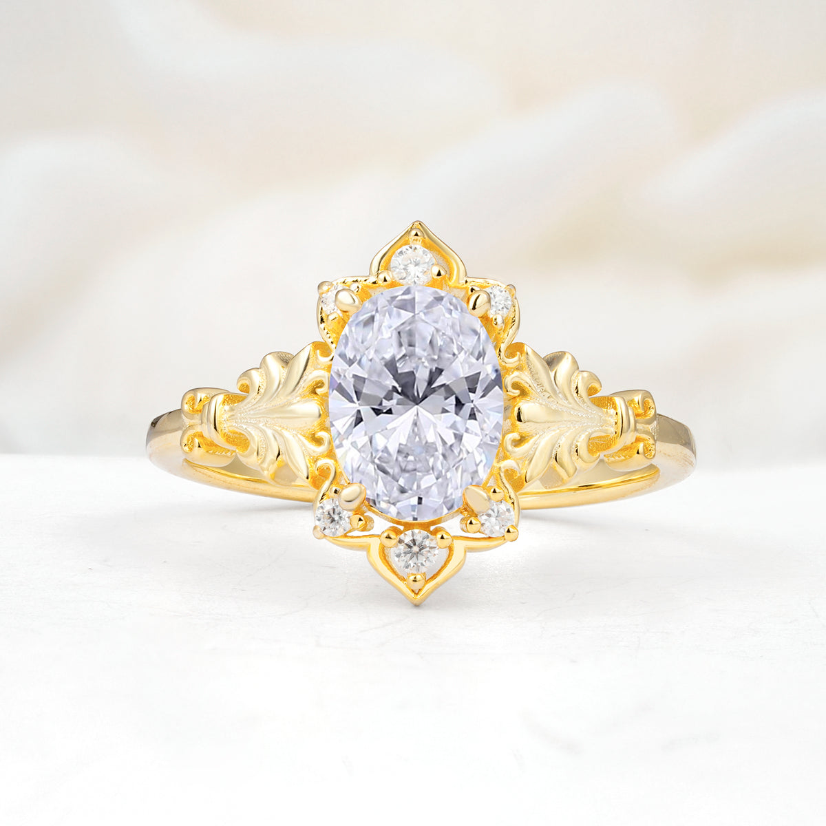 SR17618 Lab Diamond Ring - Yellow-Gold