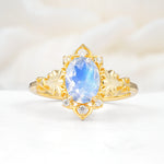 SR17618 Moonstone Ring - Yellow-Gold