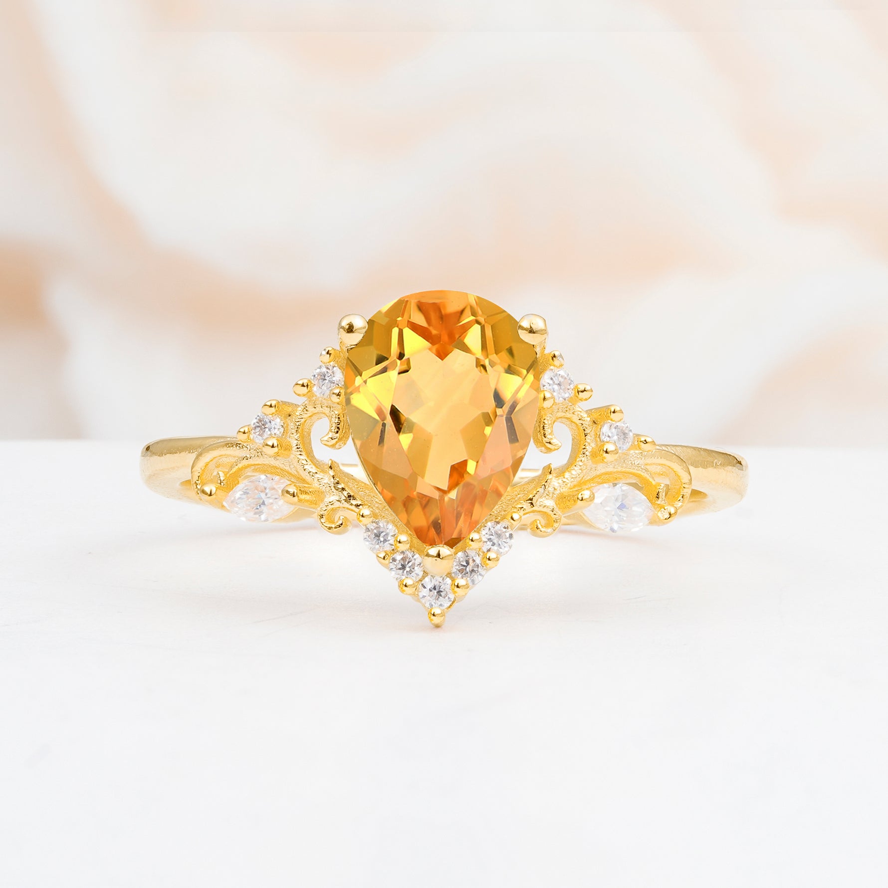 SR17625 Citrine Ring - Yellow-Gold