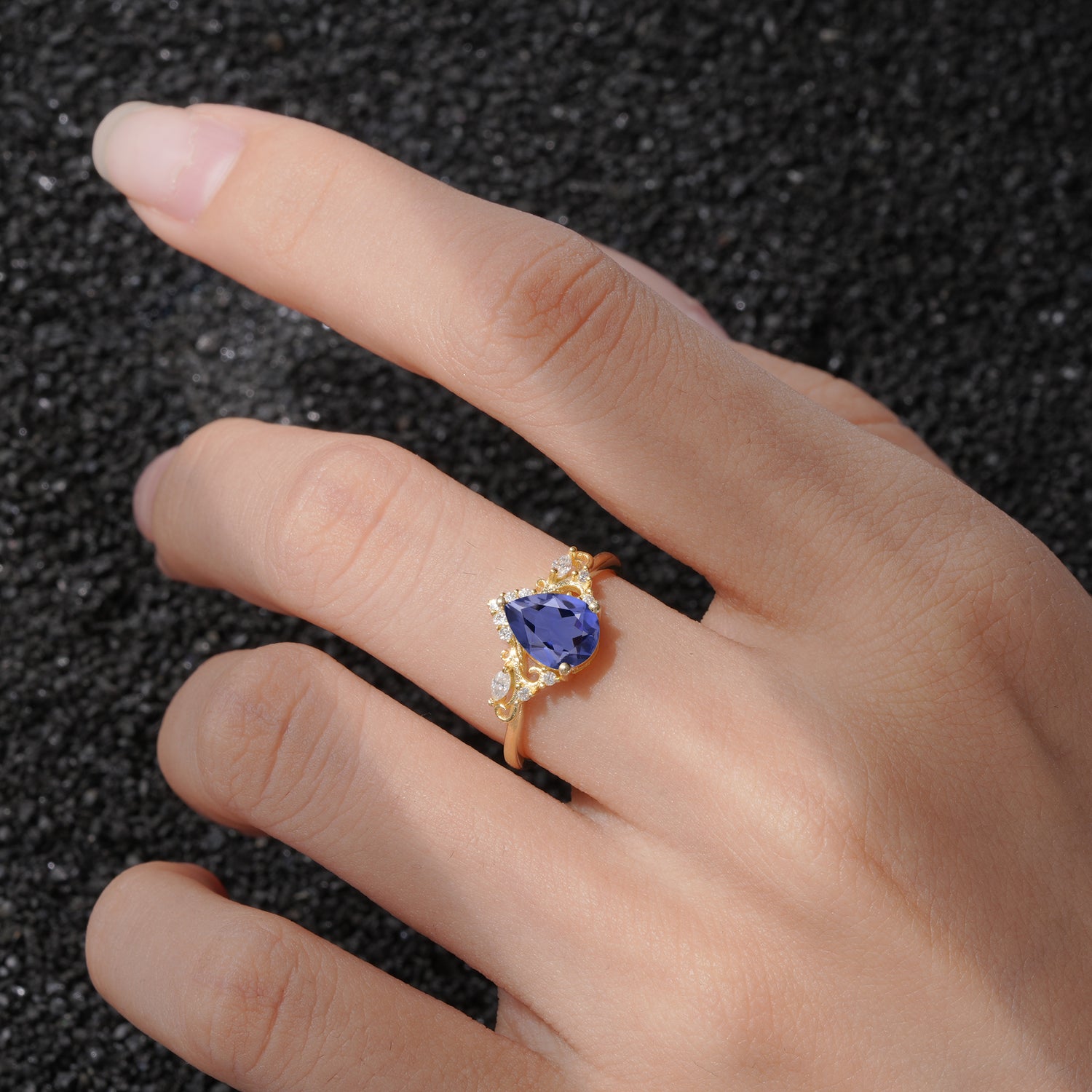 SR17625 Tanzanite Ring - Rose-Gold