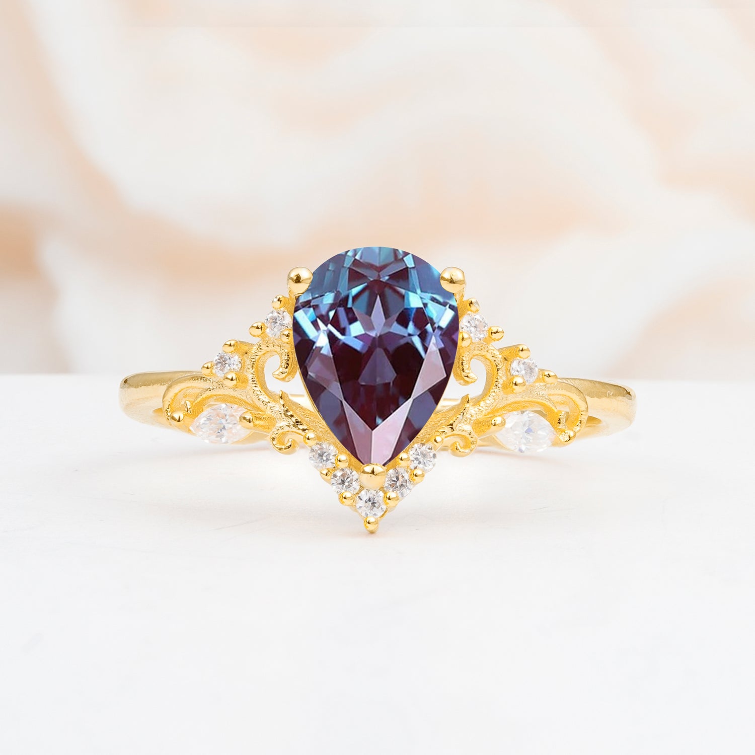 SR17625 Alexandrite Ring - Yellow-Gold