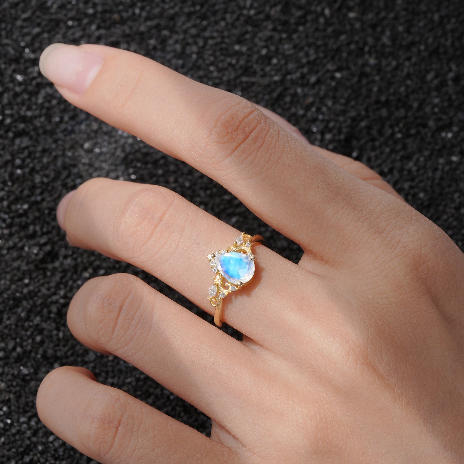 SR17625 Moonstone Ring - Rose-Gold