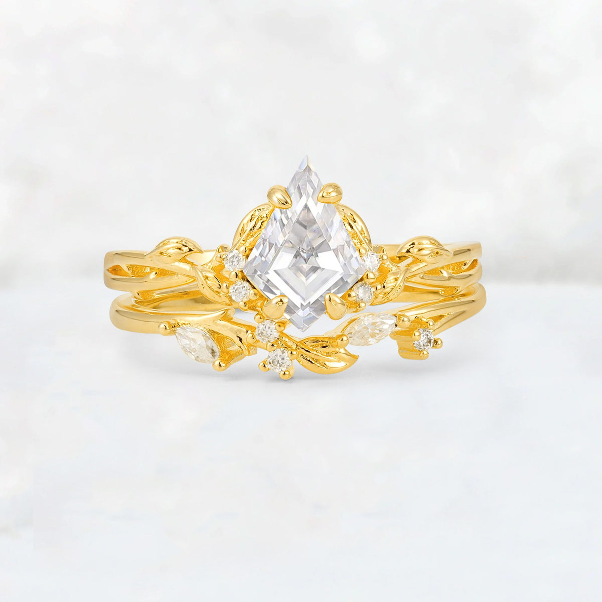 Elongated Kite Cut Moissanite Leaf Vine Marquise Bridal Ring Set - Yellow-Gold