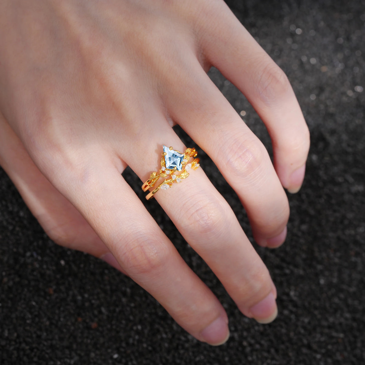 Elongated Kite Cut Aquamarine Leaf Vine Marquise Bridal Ring Set
