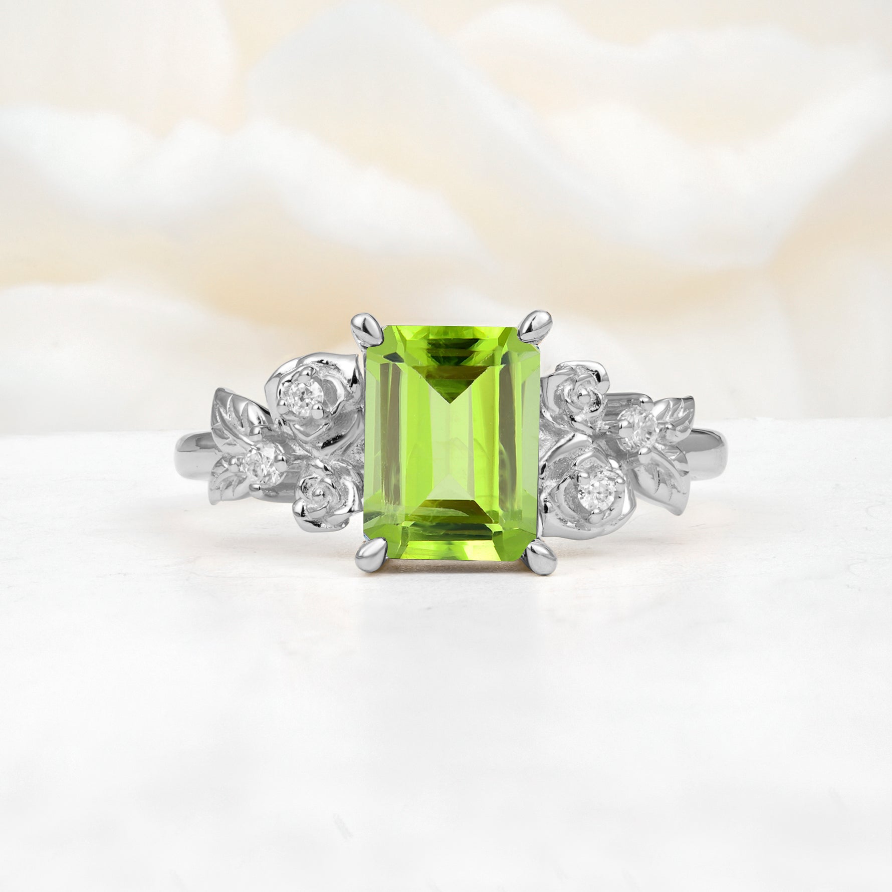 SR17645 Peridot Ring - Additional view