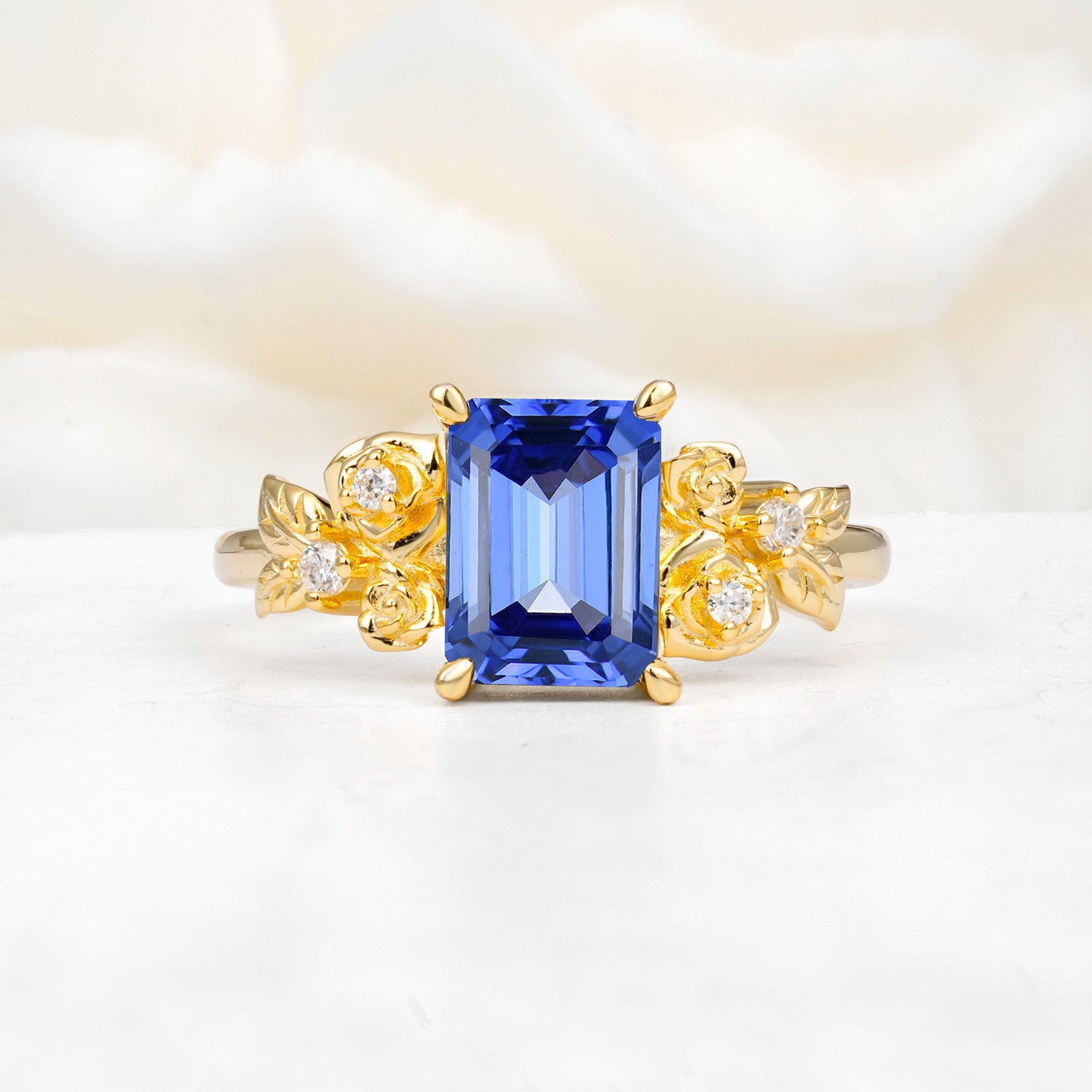 SR17645 Sapphire Ring - Yellow-Gold
