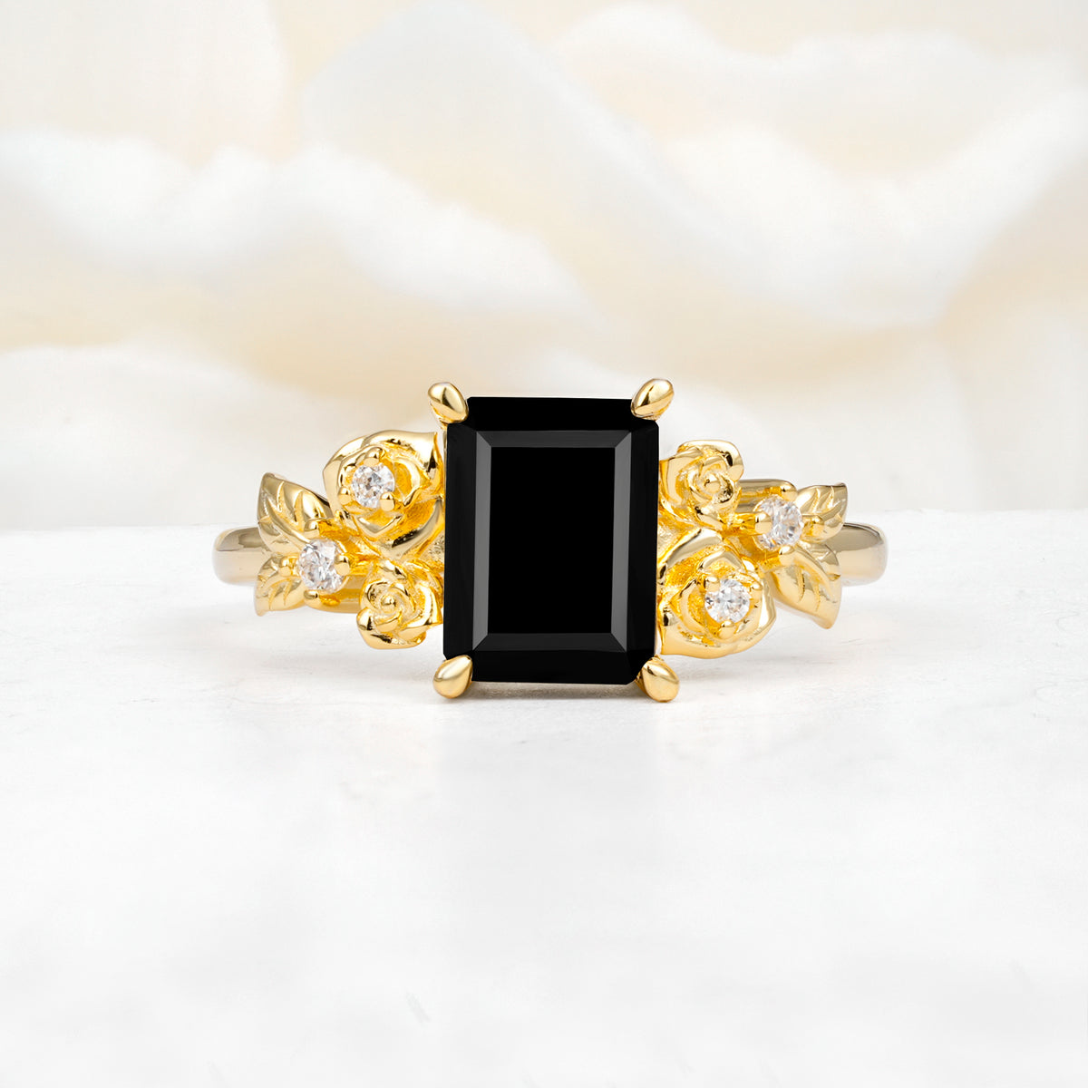 SR17645 Black Onyx Ring - Yellow-Gold
