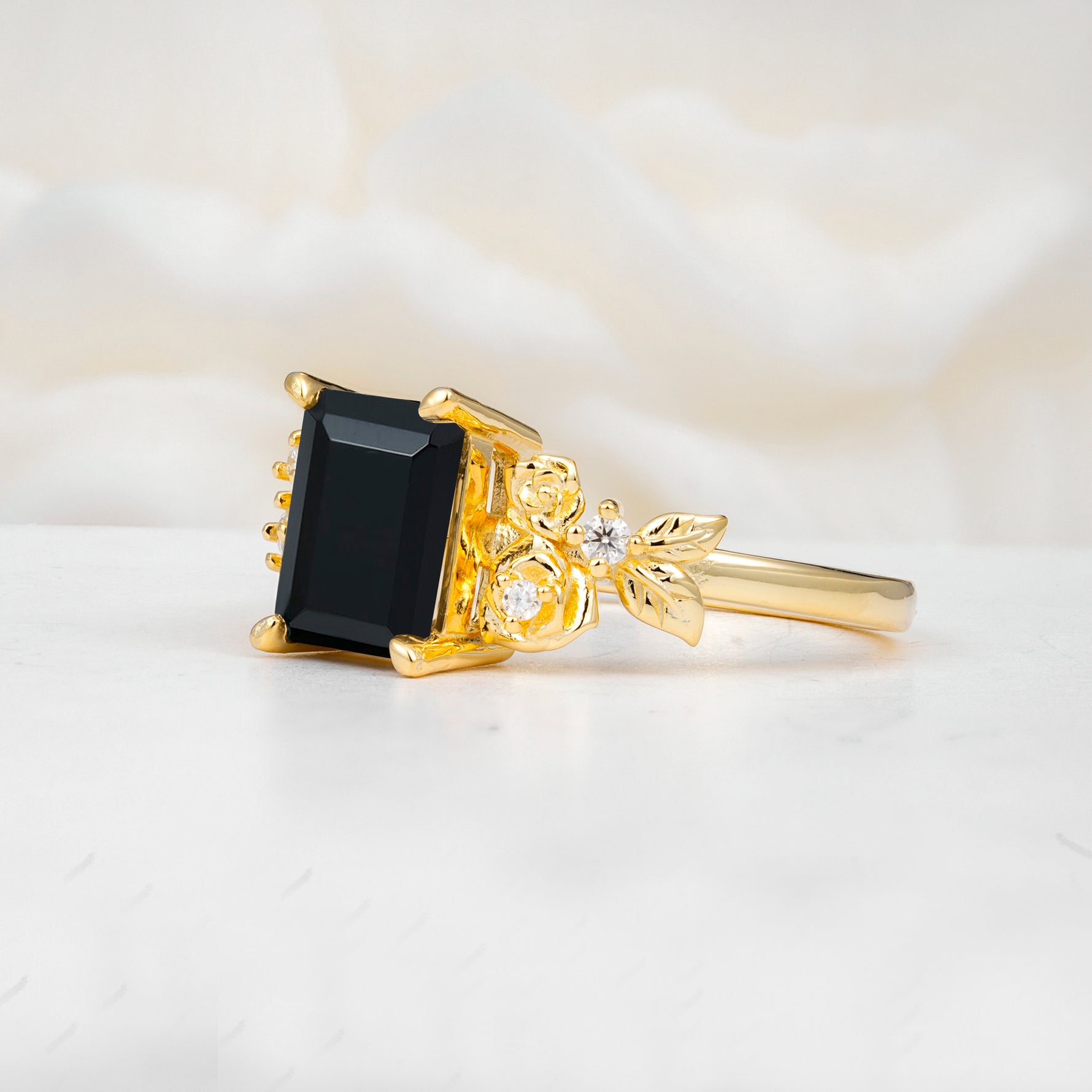 SR17645 Black Onyx Ring - White-Gold