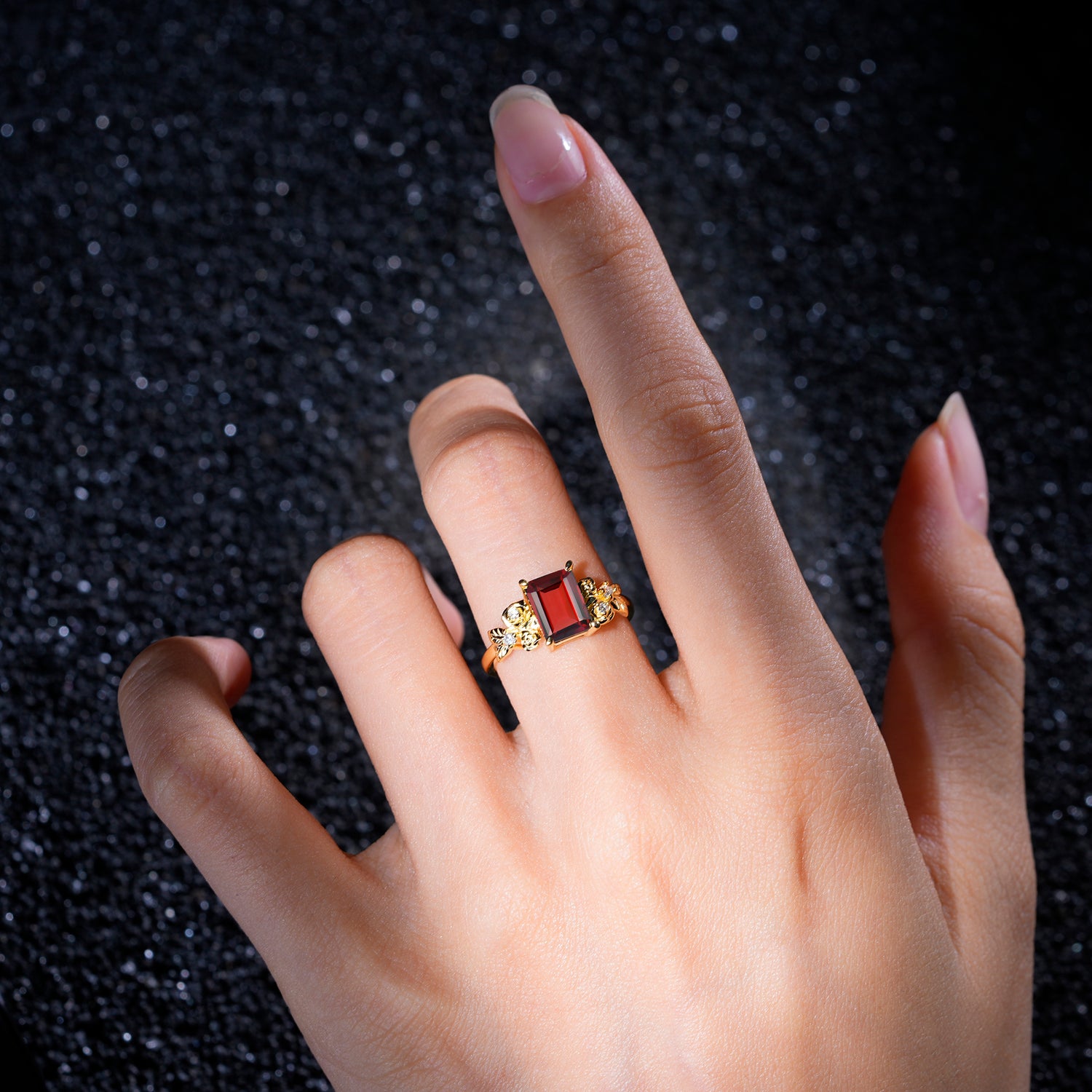 SR17645 Garnet Ring - Rose-Gold