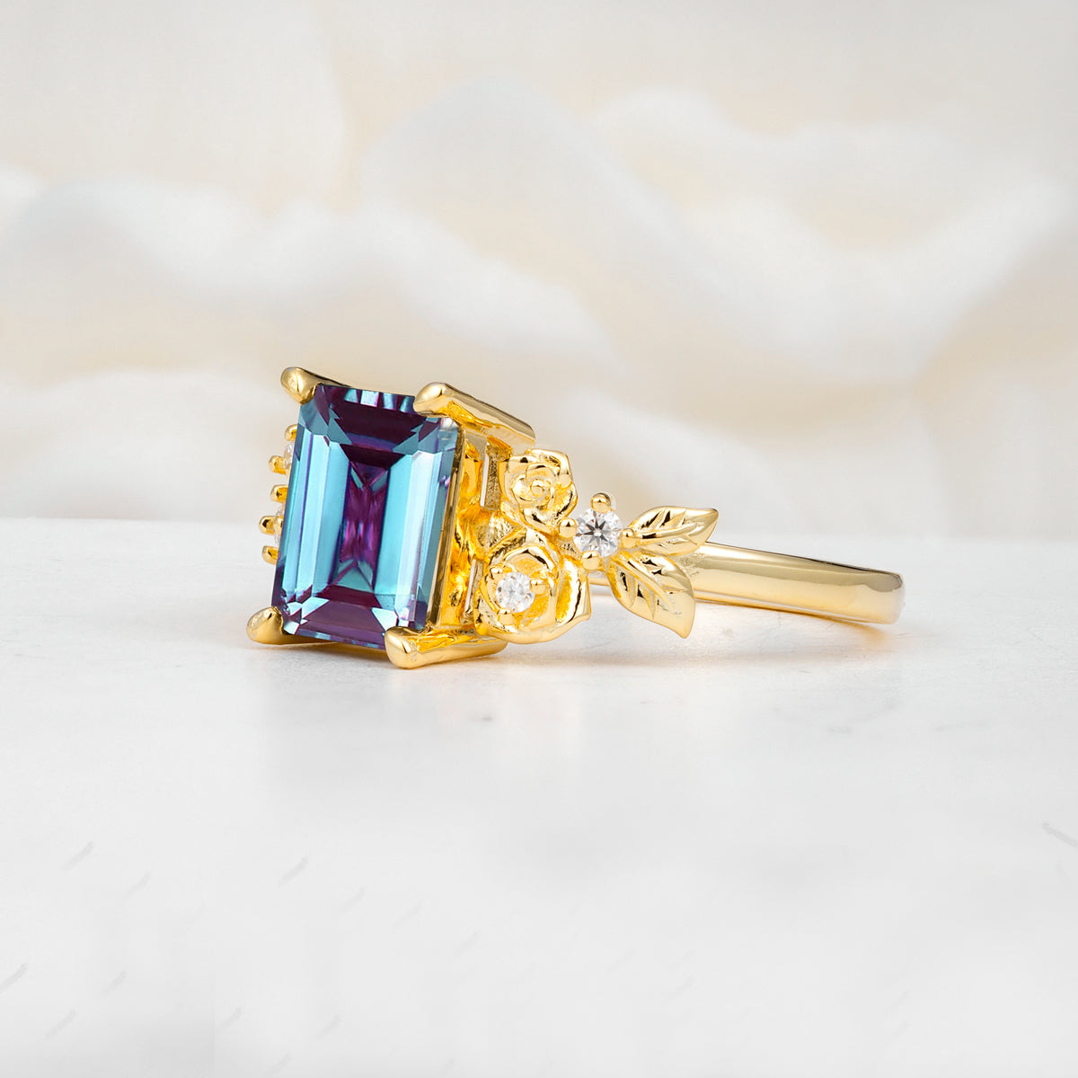SR17645 Alexandrite Ring - White-Gold