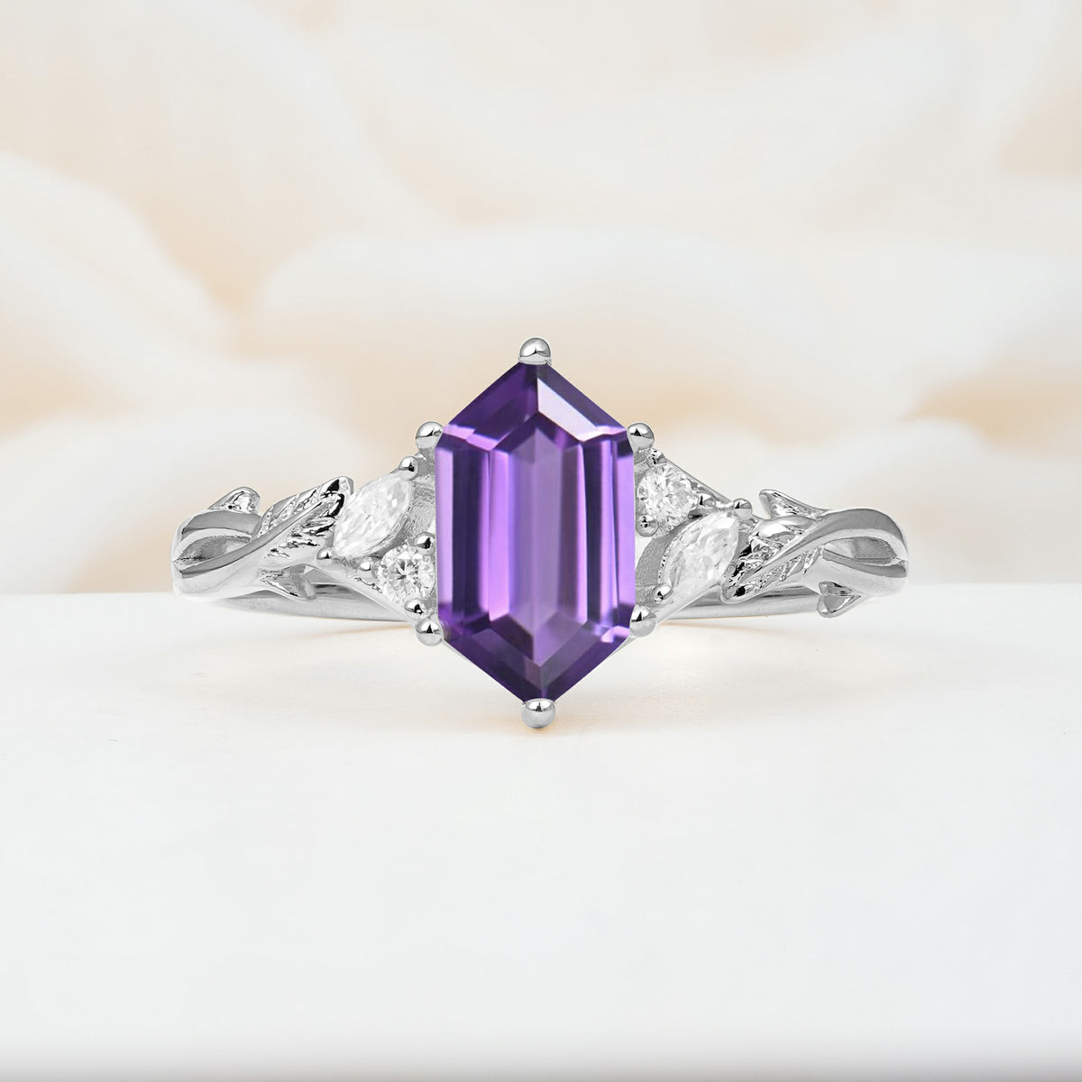 SR17647 Amethyst Ring - Additional view