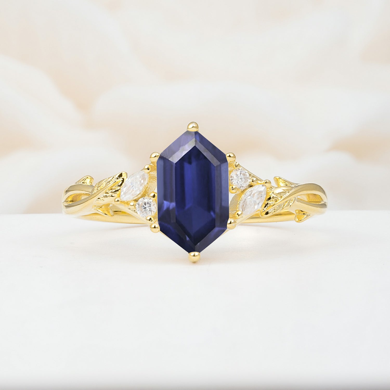 SR17647 Tanzanite Ring - Yellow-Gold