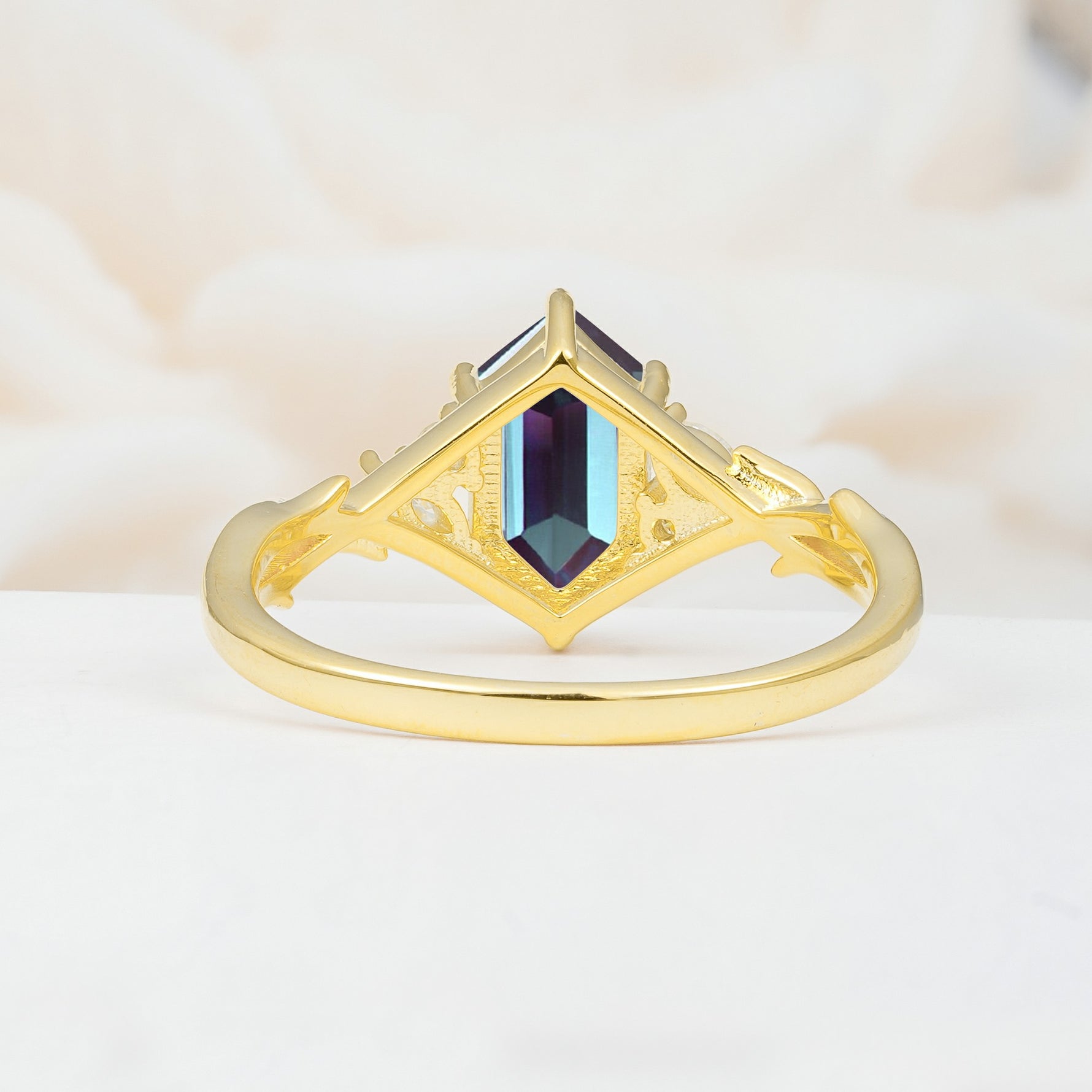 SR17647 Alexandrite Ring - Additional view