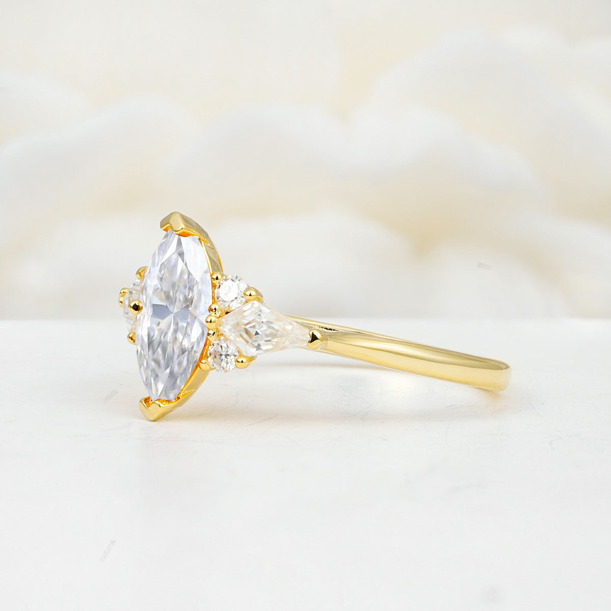 SR17651 Moissanite Ring - White-Gold