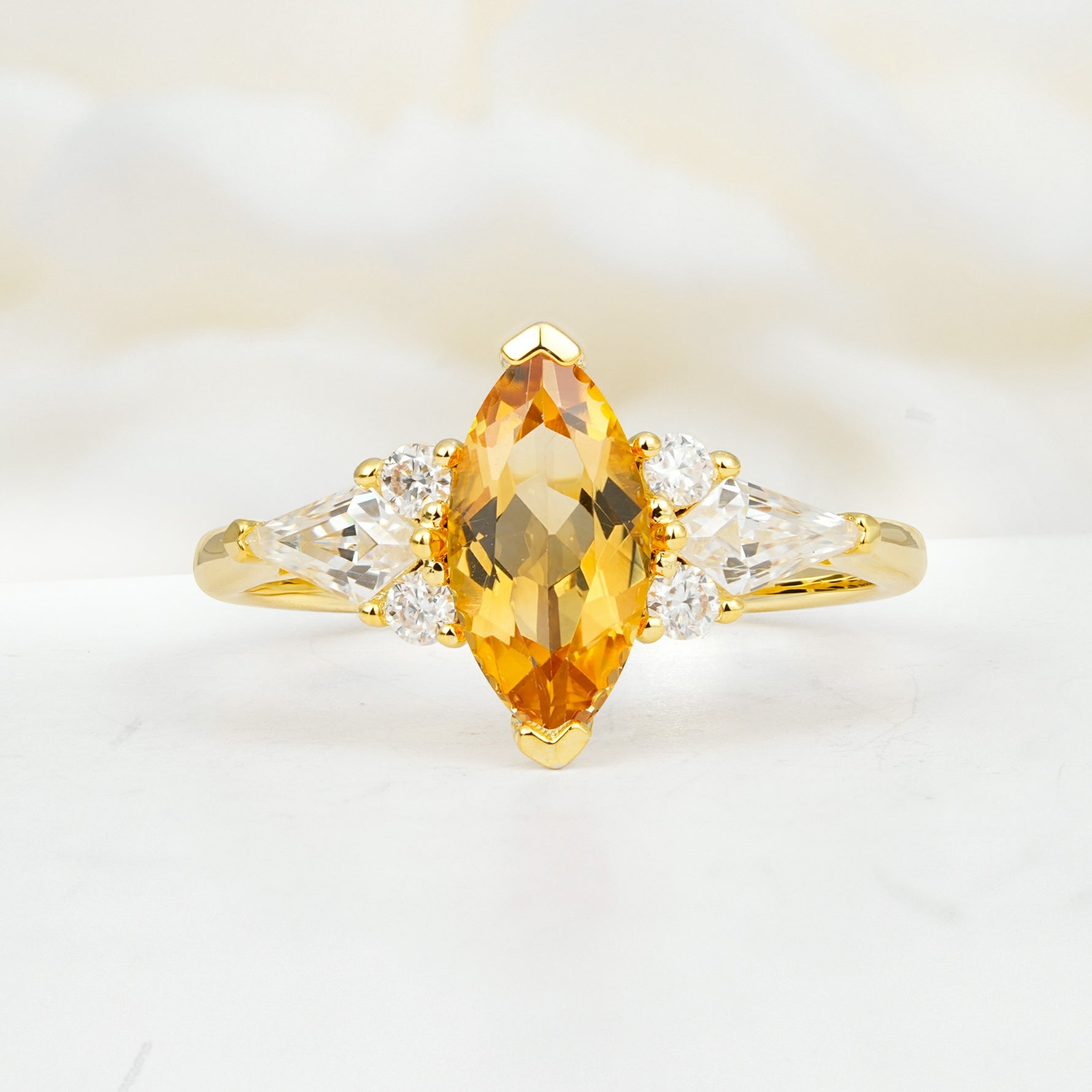 SR17651 Citrine Ring - Yellow-Gold
