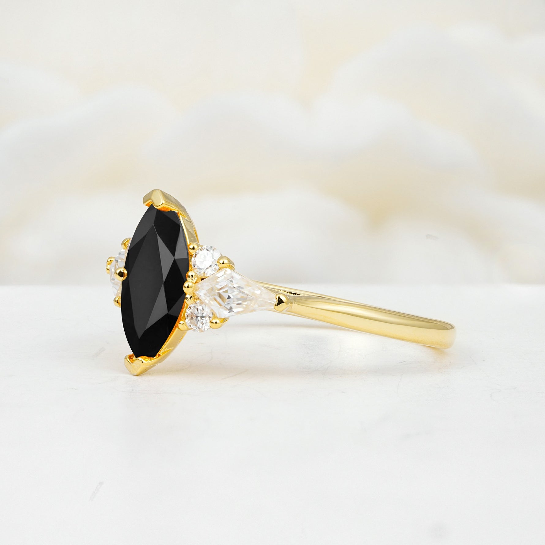 SR17651 Black Onyx Ring - White-Gold