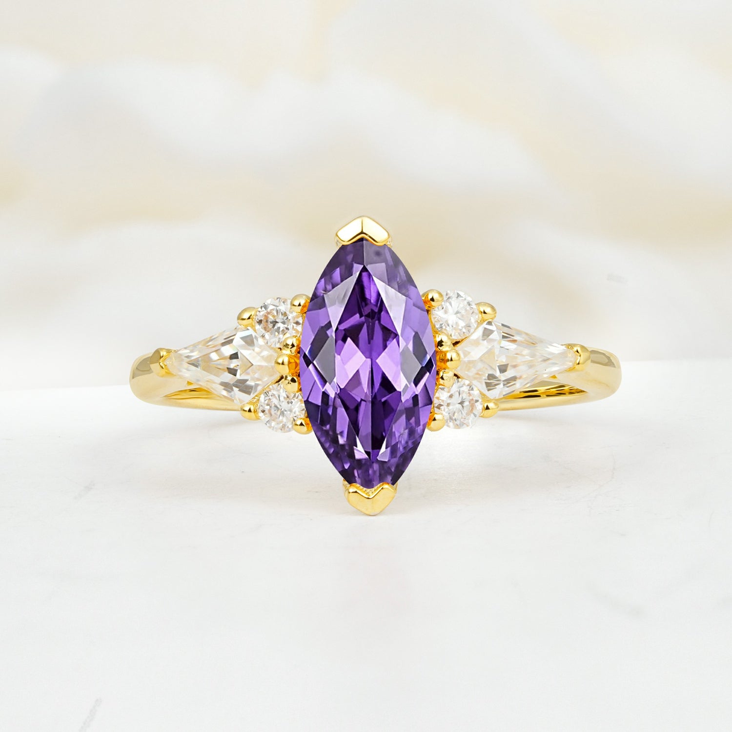 SR17651 Amethyst Ring - Yellow-Gold