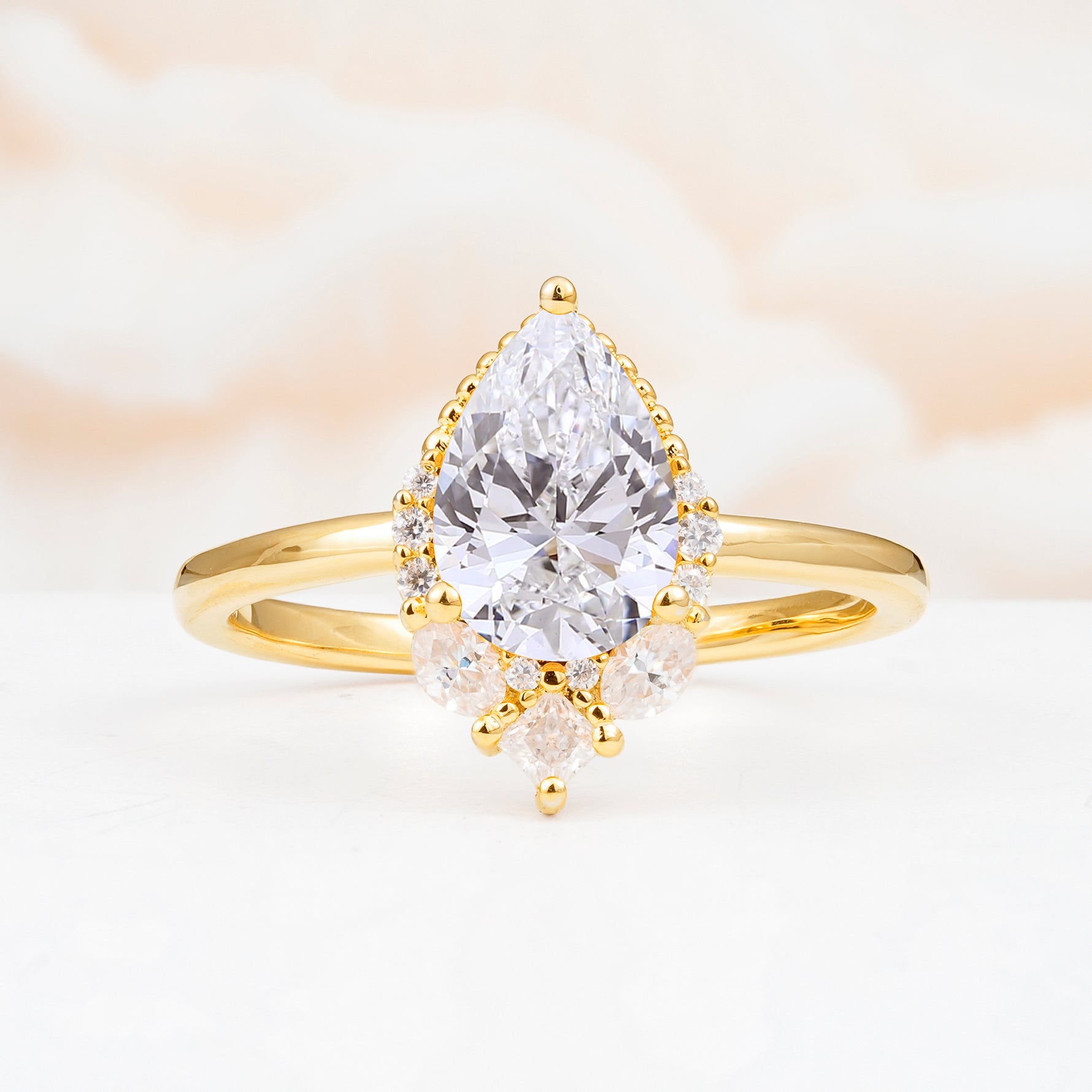 SR17652 Lab Diamond Ring - Yellow-Gold