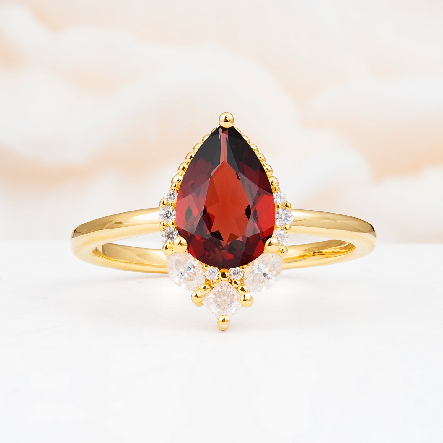 SR17652 Garnet Ring - Yellow-Gold
