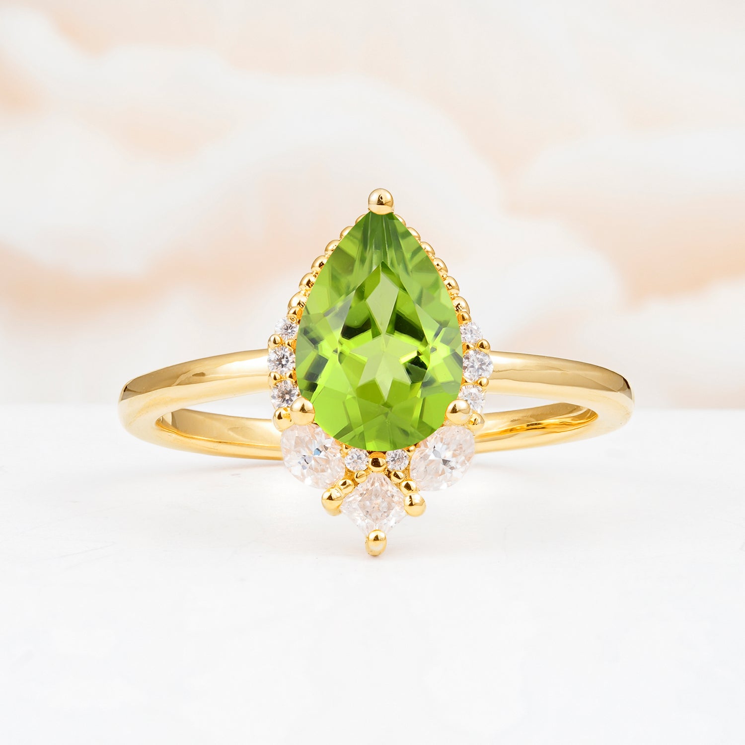 SR17652 Peridot Ring - Yellow-Gold