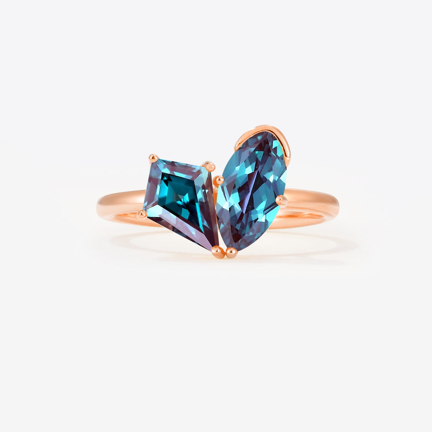 Unique Kite Cut Toi et Moi Alexandrite Engagement Ring for Women