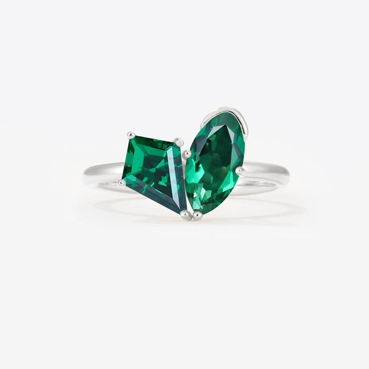 SR17654 Emerald Ring - Additional view