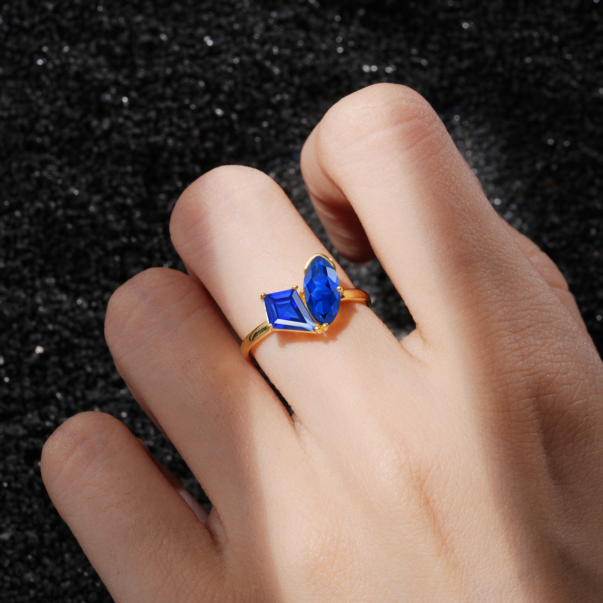 SR17654 Sapphire Ring - Rose-Gold