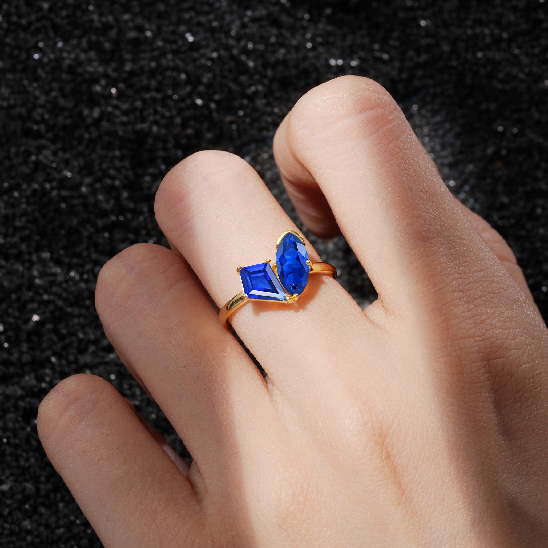 SR17654 Sapphire Ring - Rose-Gold