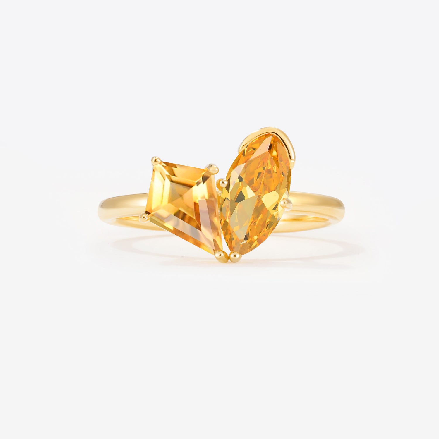 SR17654 Citrine Ring - Yellow-Gold