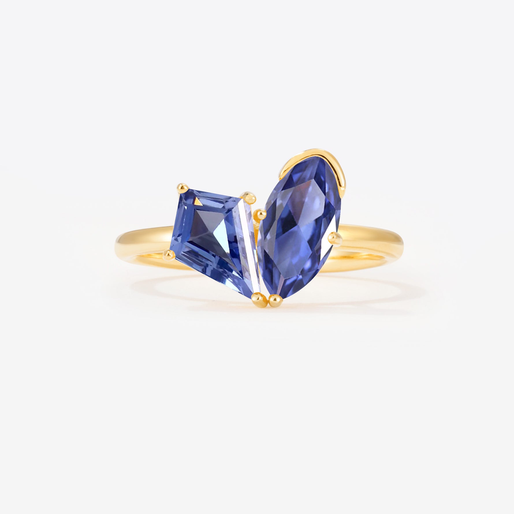 SR17654 Tanzanite Ring - Yellow-Gold