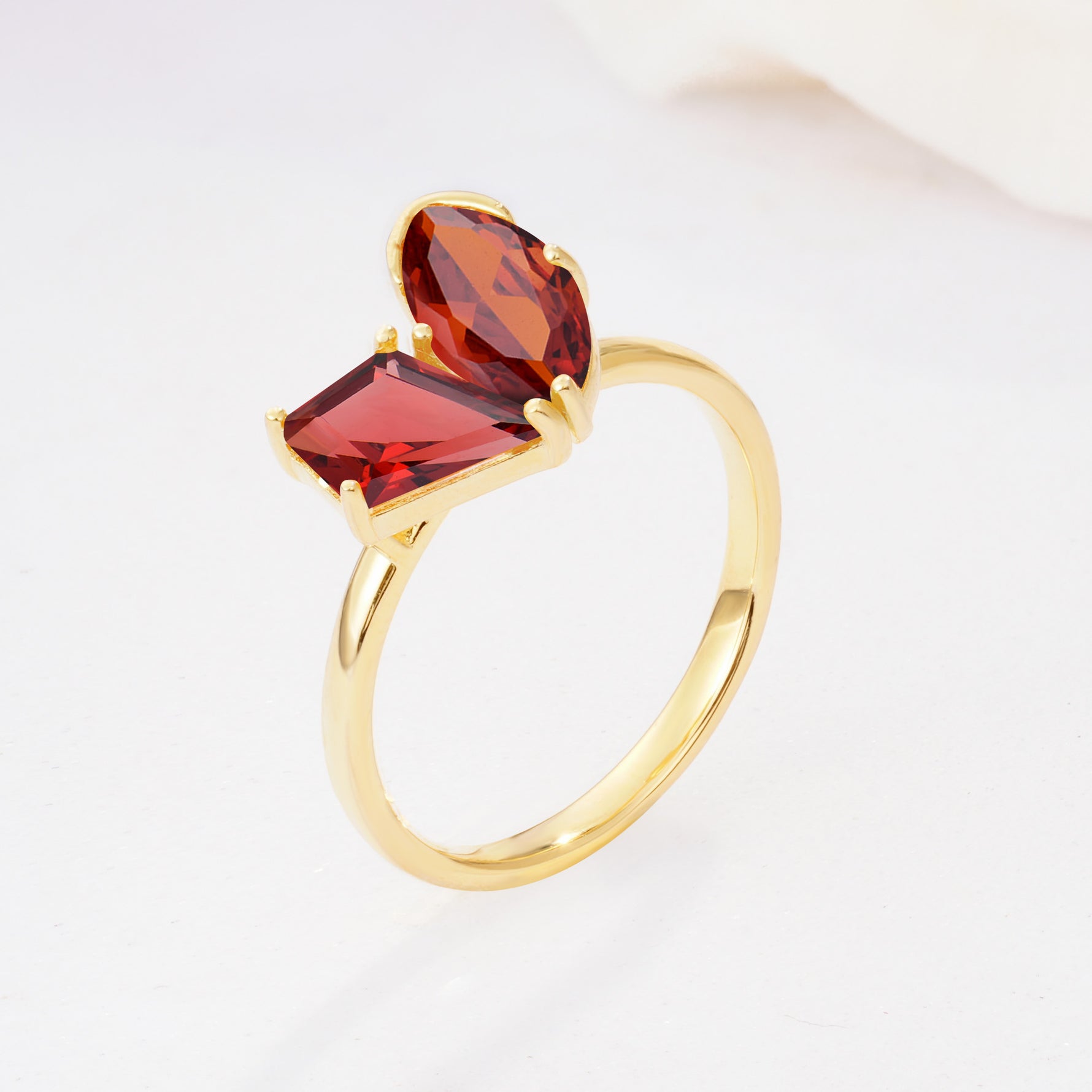 SR17654 Garnet Ring - Additional view