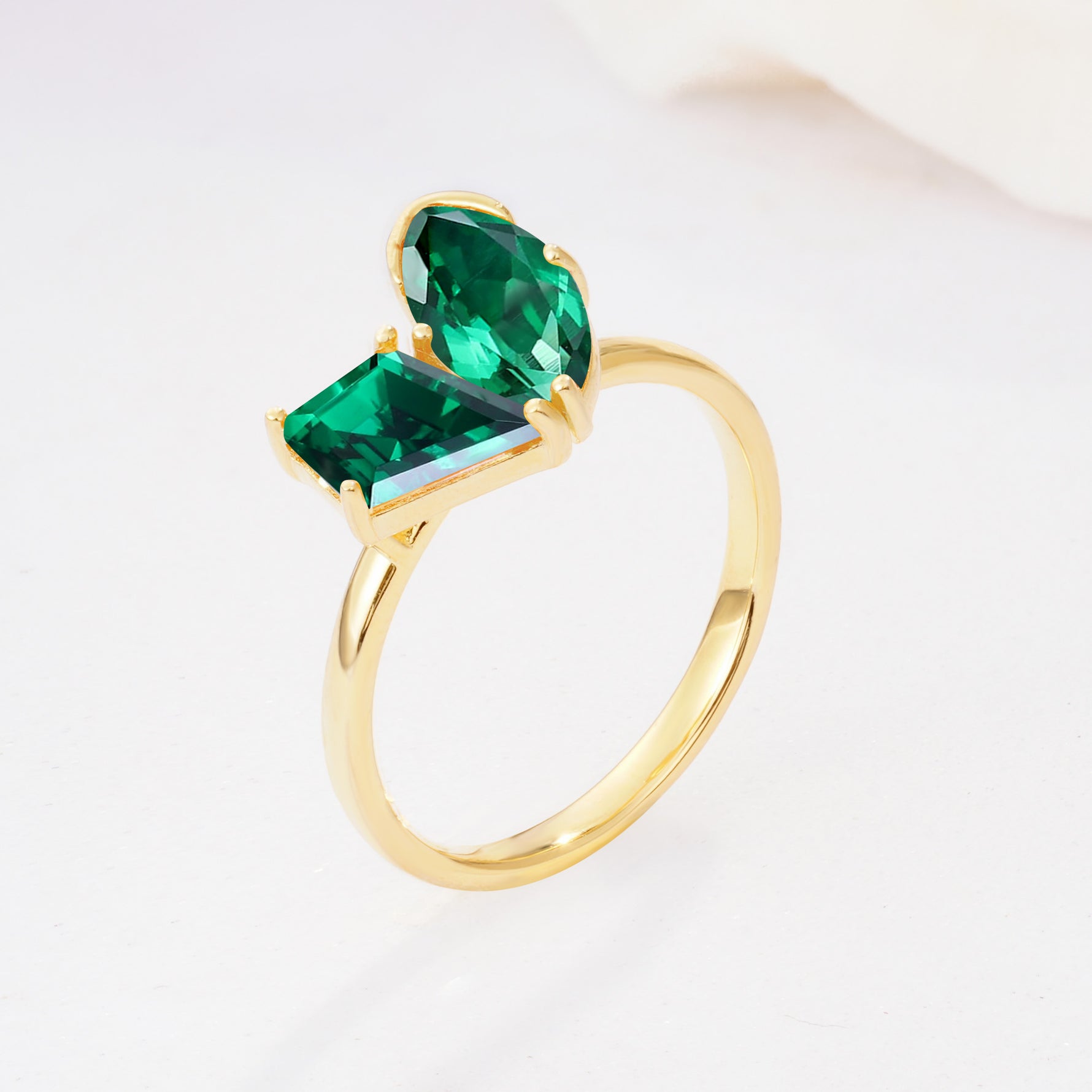 SR17654 Emerald Ring - Additional view