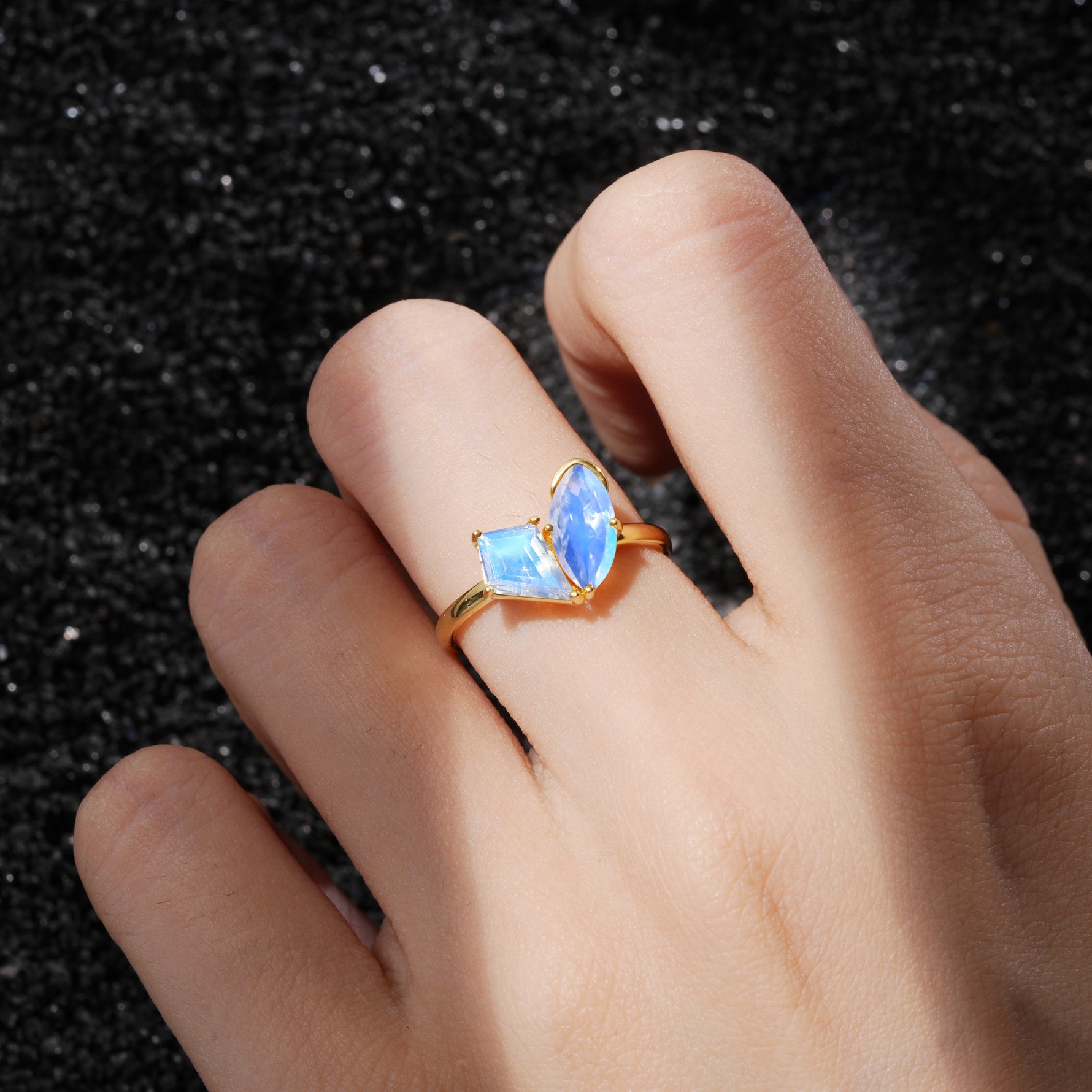 SR17654 Moonstone Ring - Rose-Gold