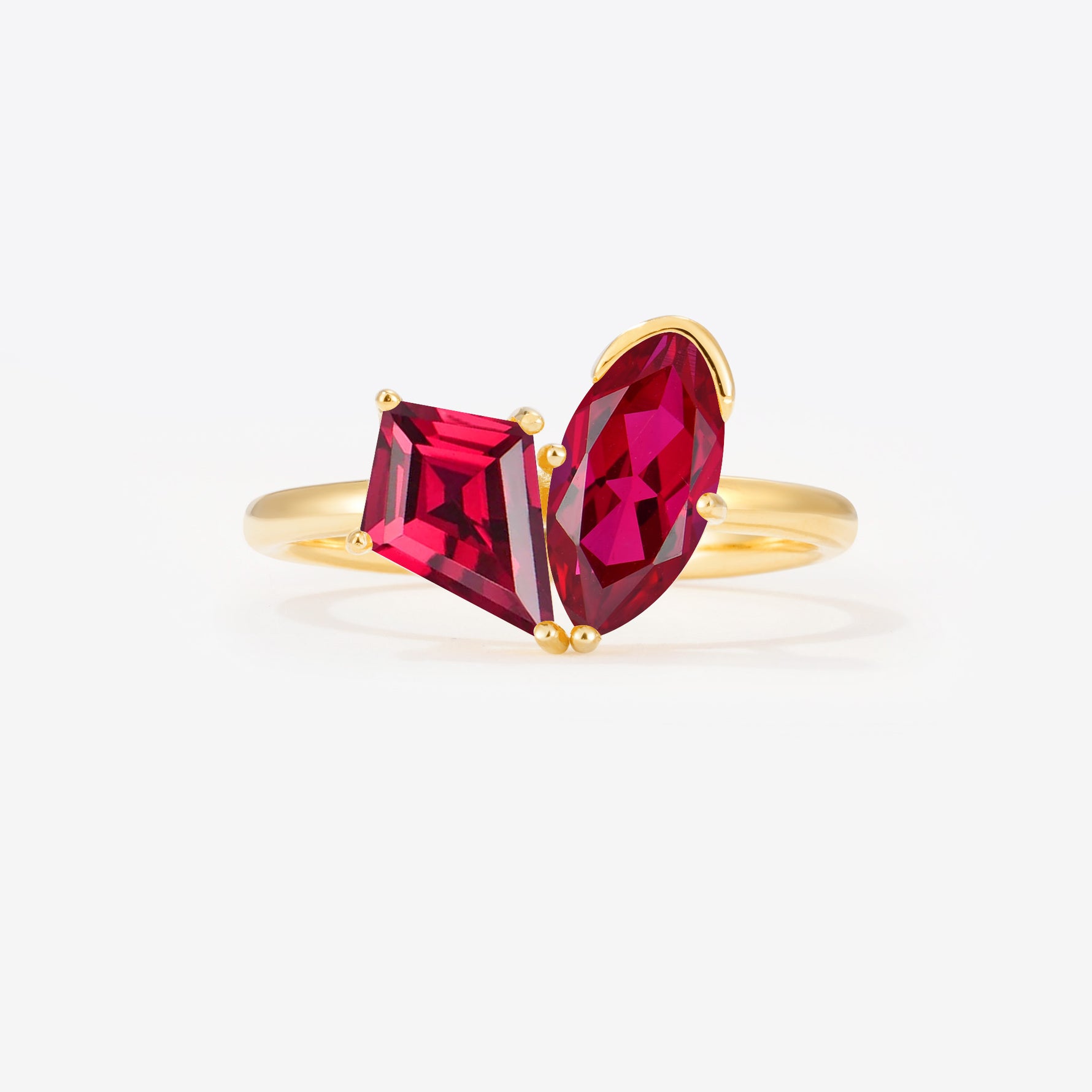 SR17654 Ruby Ring - Yellow-Gold