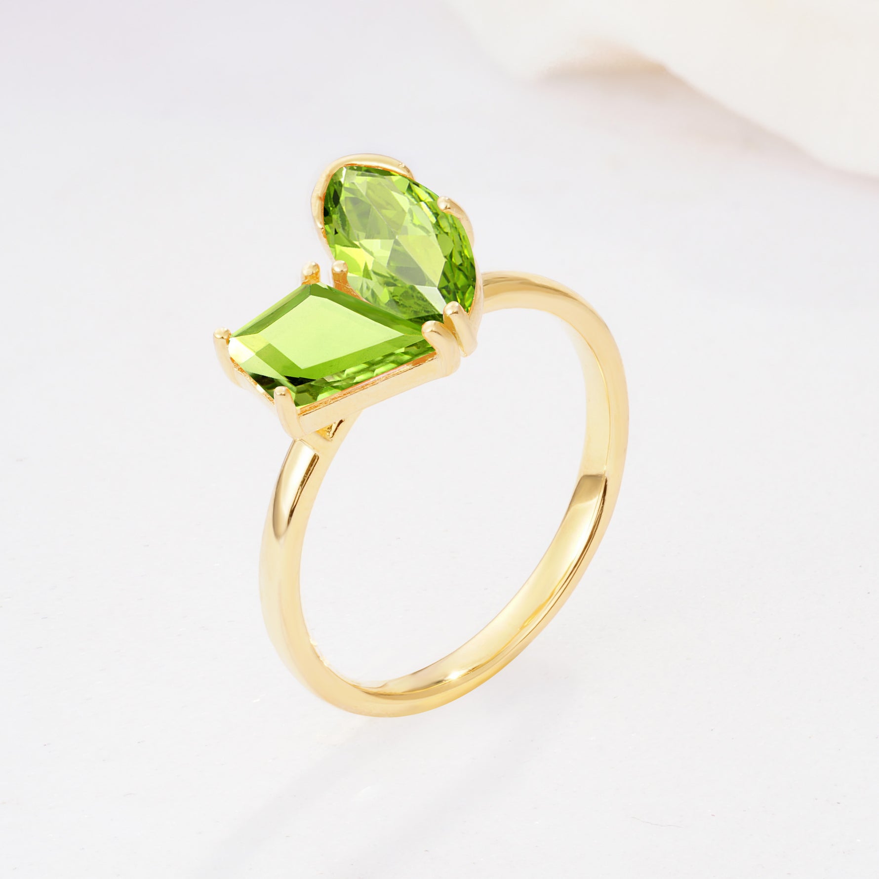 SR17654 Peridot Ring - Additional view