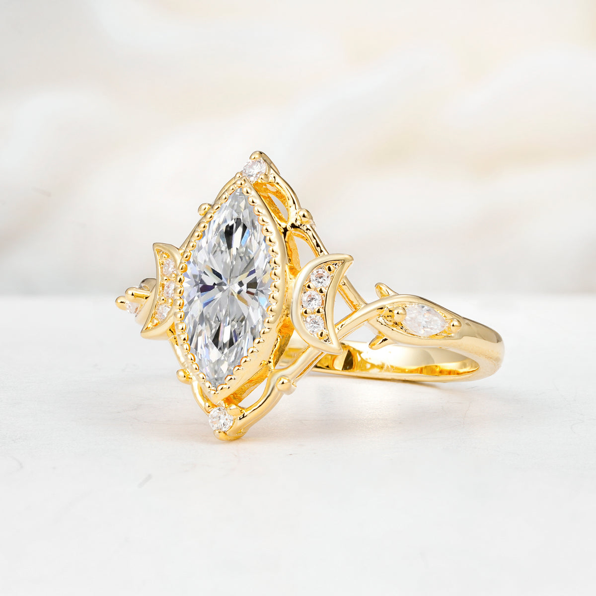 SR17656 Lab Diamond Ring - White-Gold