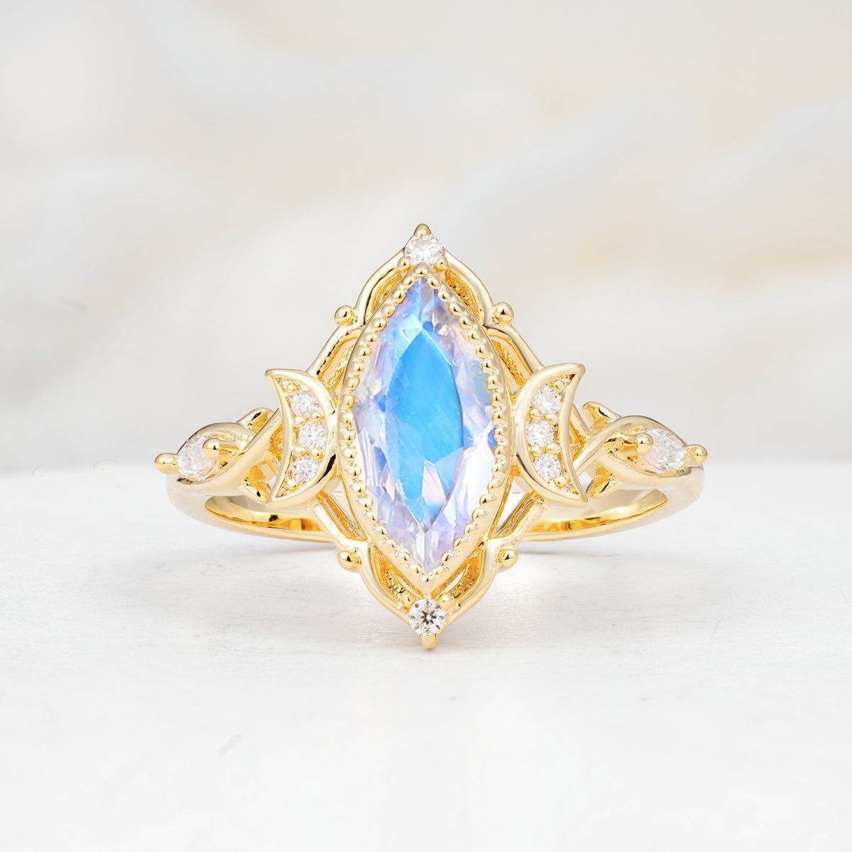 SR17656 Moonstone Ring - Yellow-Gold