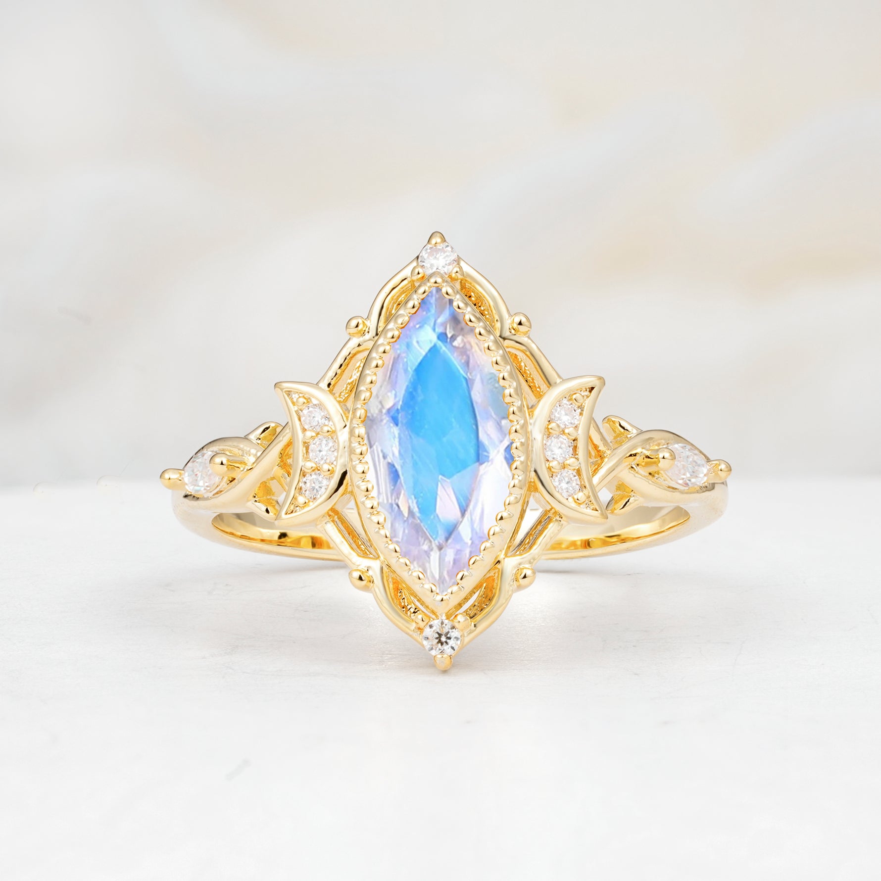 SR17656 Moonstone Ring - Yellow-Gold